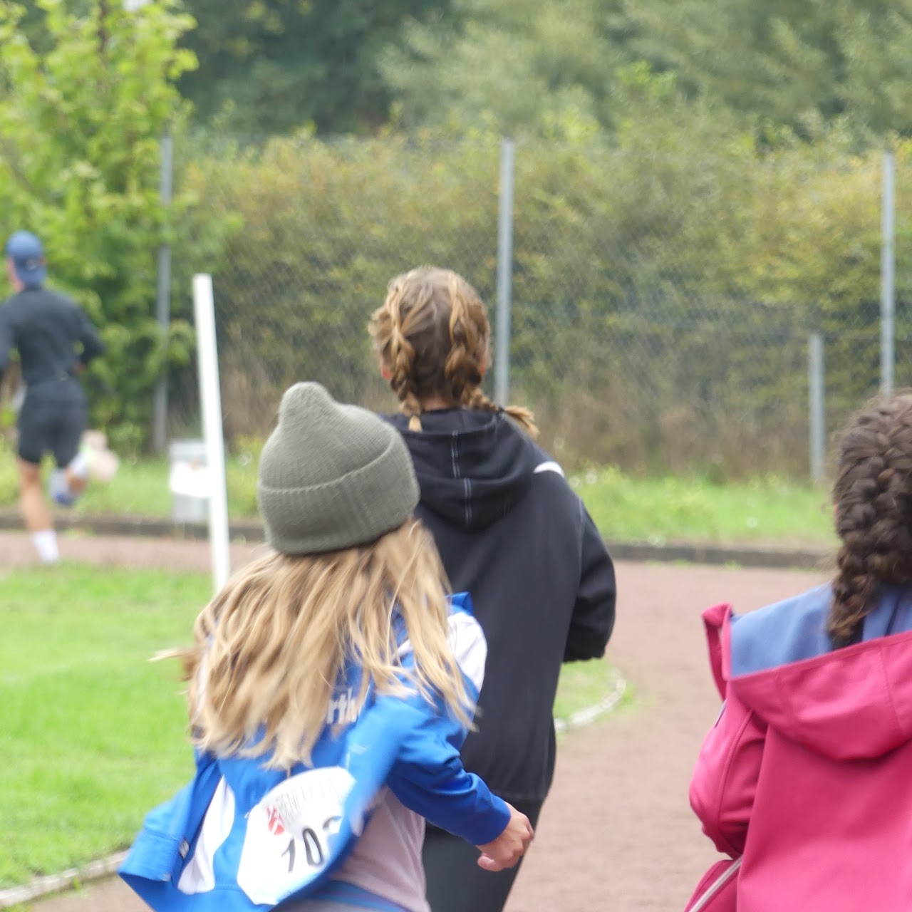 Bild vom 13. Benefizlauf im Jahr 2022. Dies ist das 59. Bild.